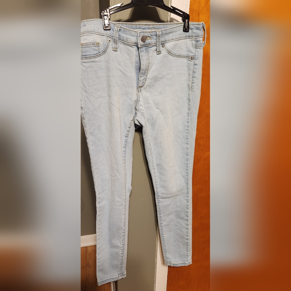 Universal thread midrise light blue Jeggings